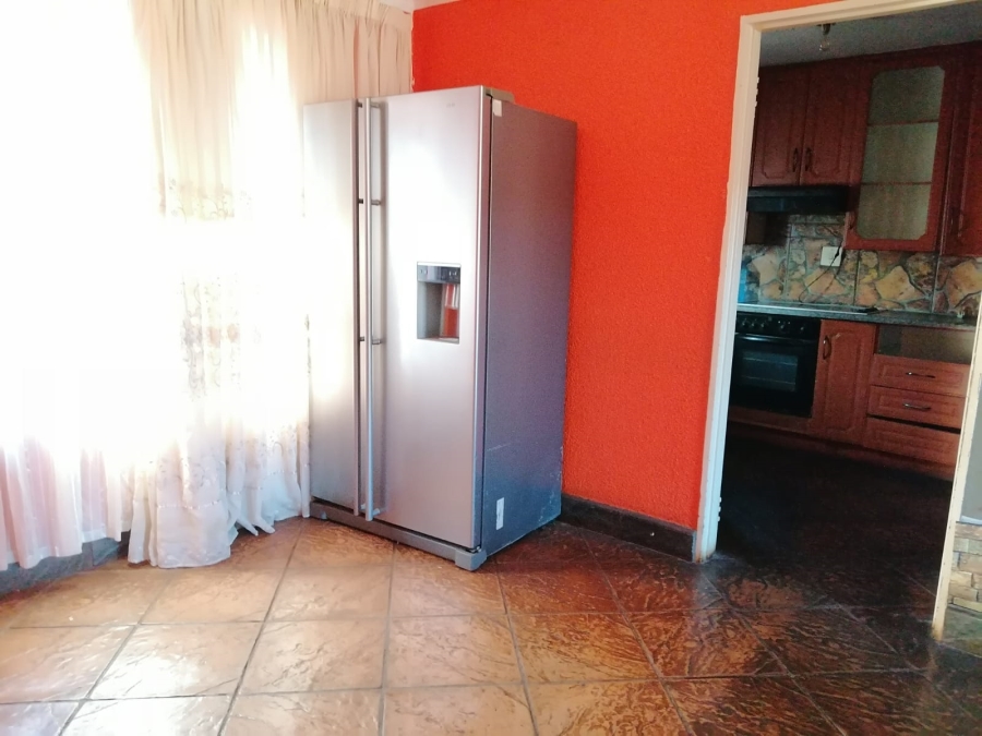 3 Bedroom Property for Sale in Geelhoutpark North West